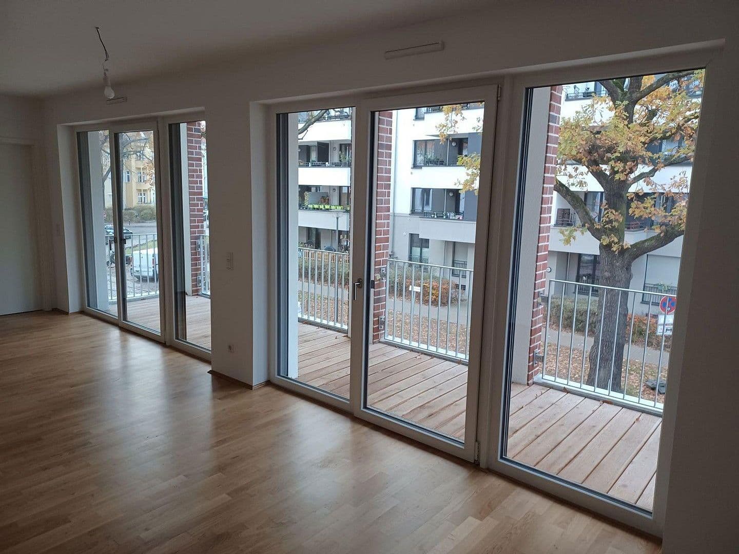 Prenájom bytu 2-izbový 60 m², Hönower Straße 5, Berlin, Berlín Prenájom bytu 2-izbový 60 m², Hönower Straße 5, Berlin, Berlín