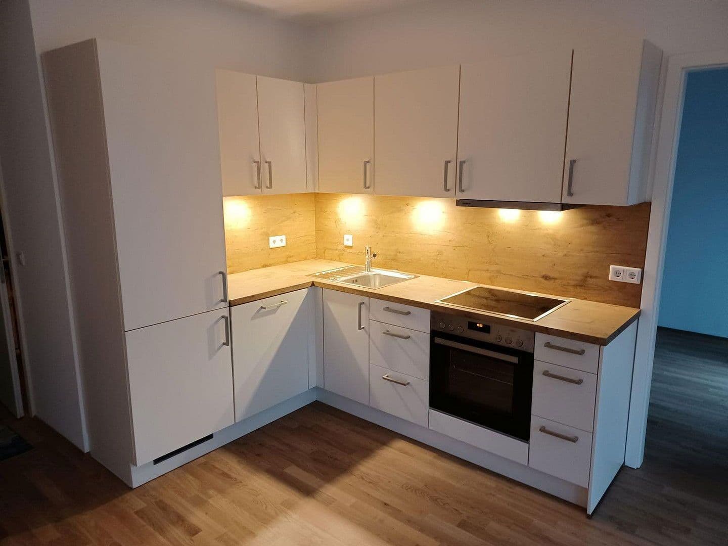 Prenájom bytu 2-izbový 60 m², Hönower Straße 5, Berlin, Berlín Prenájom bytu 2-izbový 60 m², Hönower Straße 5, Berlin, Berlín