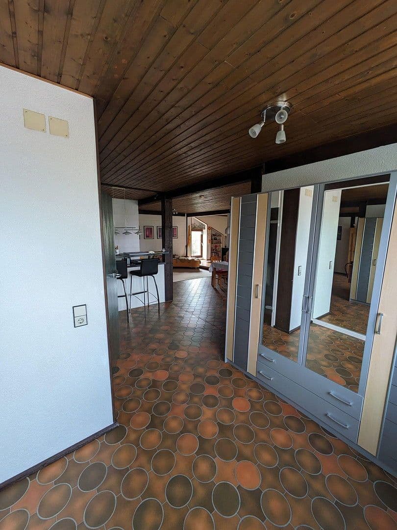 Predaj domu 255 m², pozemek 700 m², Neustadt an der Aisch, Bavorsko Predaj domu 255 m², pozemek 700 m², Neustadt an der Aisch, Bavorsko