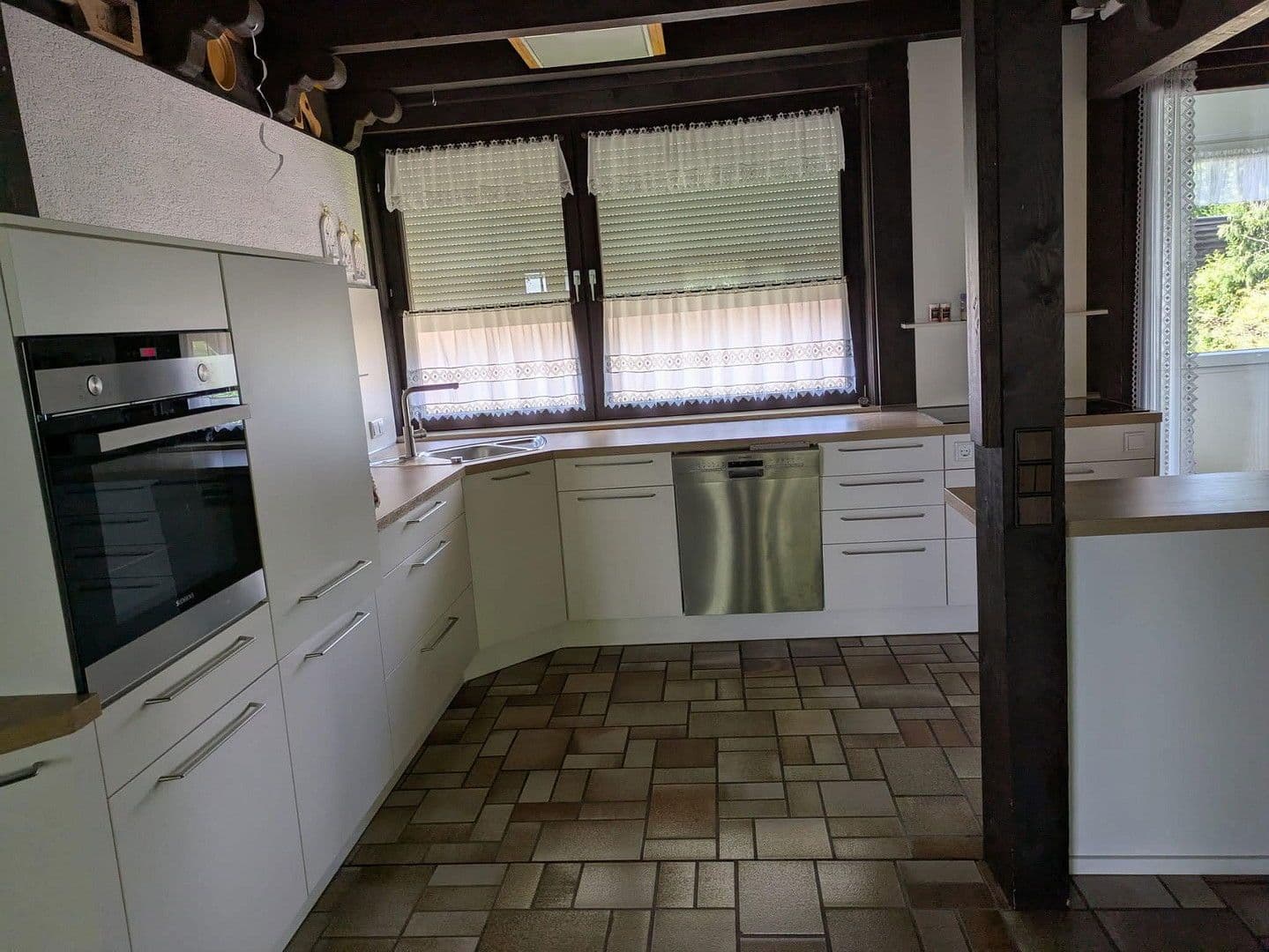 Predaj domu 255 m², pozemek 700 m², Neustadt an der Aisch, Bavorsko Predaj domu 255 m², pozemek 700 m², Neustadt an der Aisch, Bavorsko