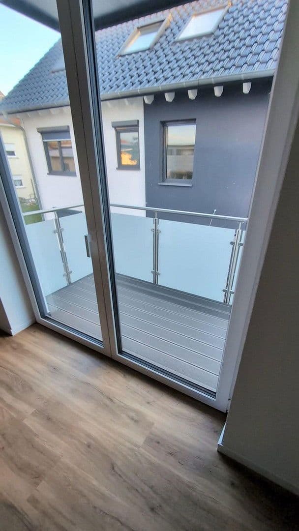 Prenájom bytu 2-izbový 72 m², Walldürn, Bádensko-Wurttembersko Prenájom bytu 2-izbový 72 m², Walldürn, Bádensko-Wurttembersko