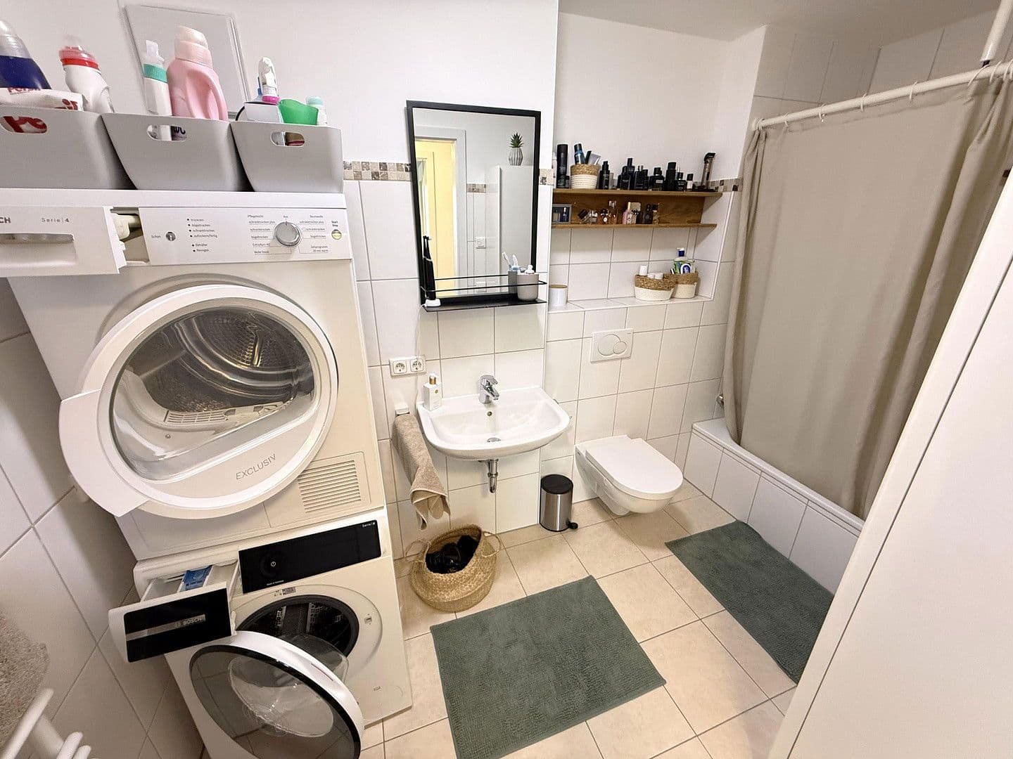 Prenájom bytu 3-izbový 81 m², Martin-Luther-Str. 10, Grafing, Bavorsko Prenájom bytu 3-izbový 81 m², Martin-Luther-Str. 10, Grafing, Bavorsko