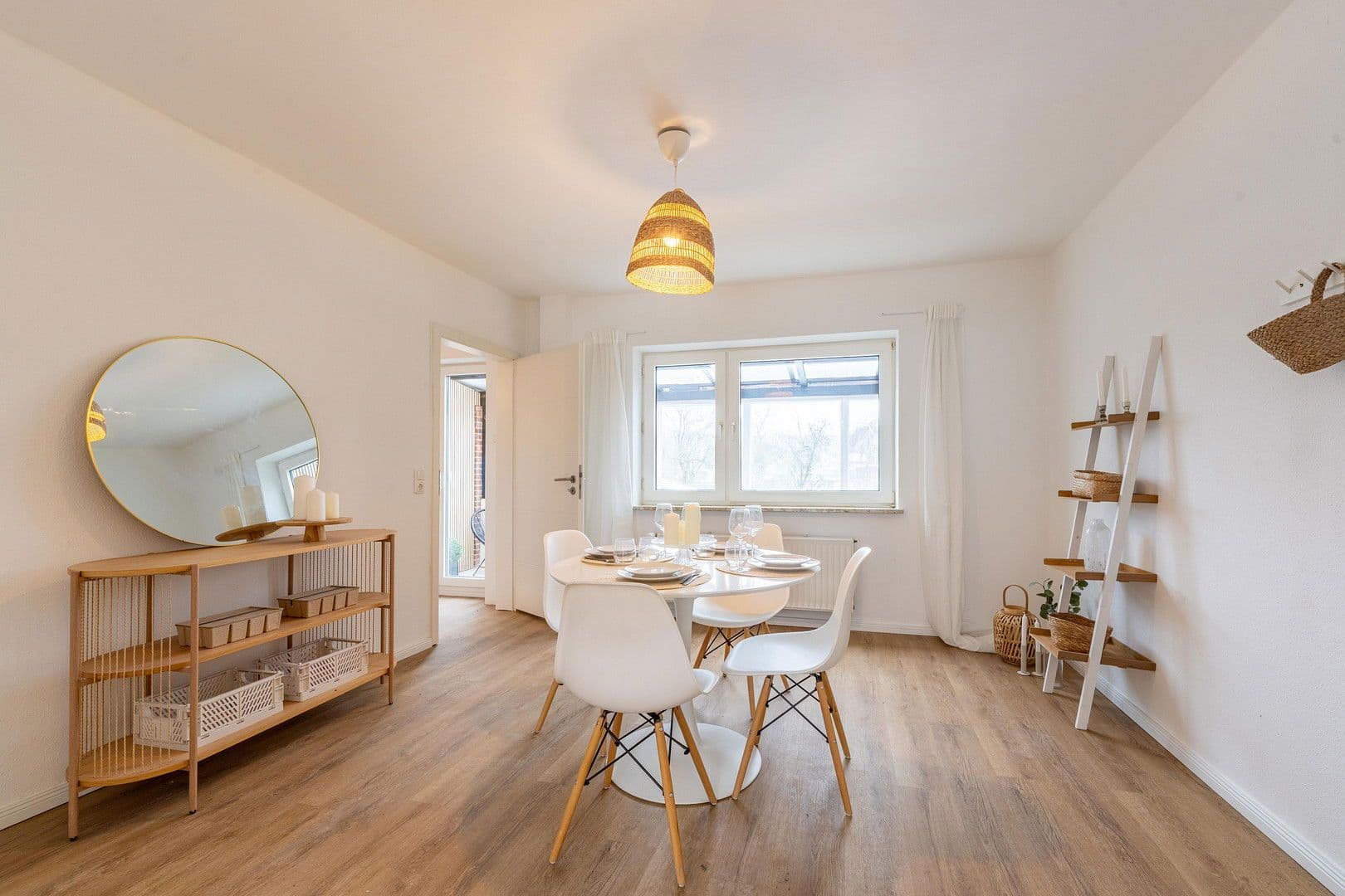 Predaj domu 123 m², pozemek 370 m², Kiel, Šlezvicko-Holštajnsko Predaj domu 123 m², pozemek 370 m², Kiel, Šlezvicko-Holštajnsko