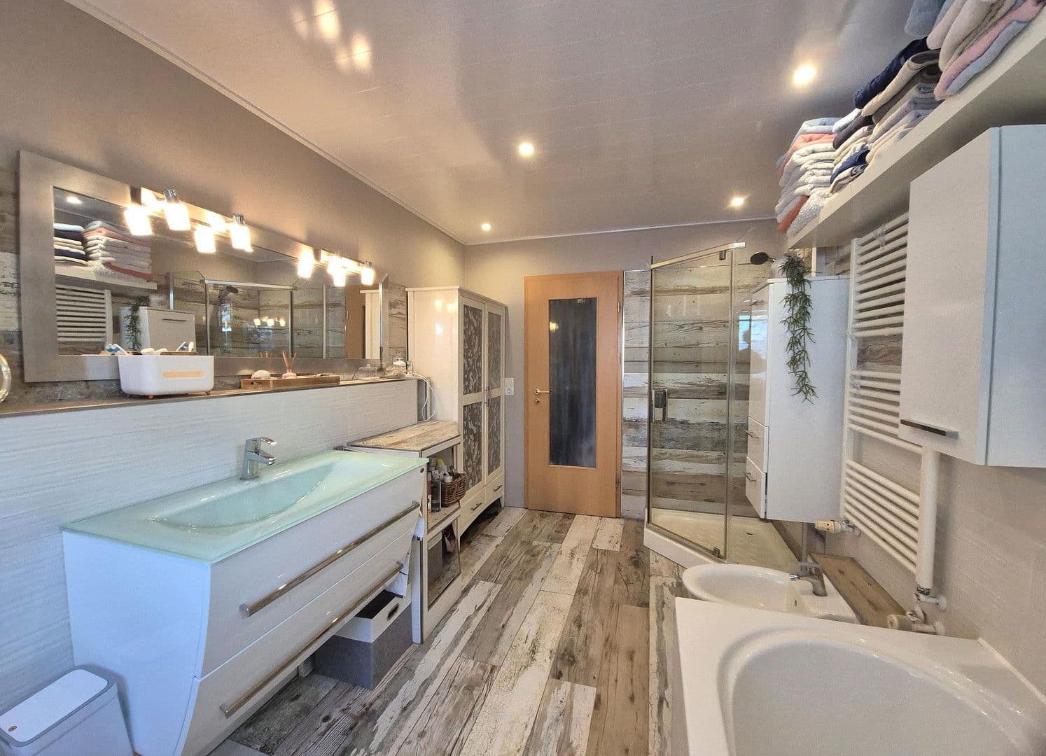 Predaj domu 181 m², pozemek 819 m², Schmiedestr.1, Twedt, Šlezvicko-Holštajnsko Predaj domu 181 m², pozemek 819 m², Schmiedestr.1, Twedt, Šlezvicko-Holštajnsko