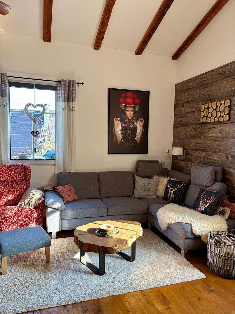 Predaj domu 130 m², pozemek 214 m², Hausener Str. 41/2, Weil der Stadt, Bádensko-Wurttembersko Predaj domu 130 m², pozemek 214 m², Hausener Str. 41/2, Weil der Stadt, Bádensko-Wurttembersko