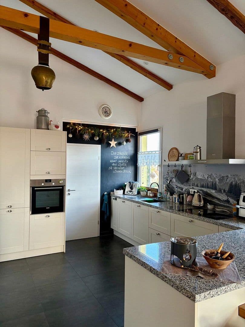 Predaj domu 130 m², pozemek 214 m², Hausener Str. 41/2, Weil der Stadt, Bádensko-Wurttembersko Predaj domu 130 m², pozemek 214 m², Hausener Str. 41/2, Weil der Stadt, Bádensko-Wurttembersko