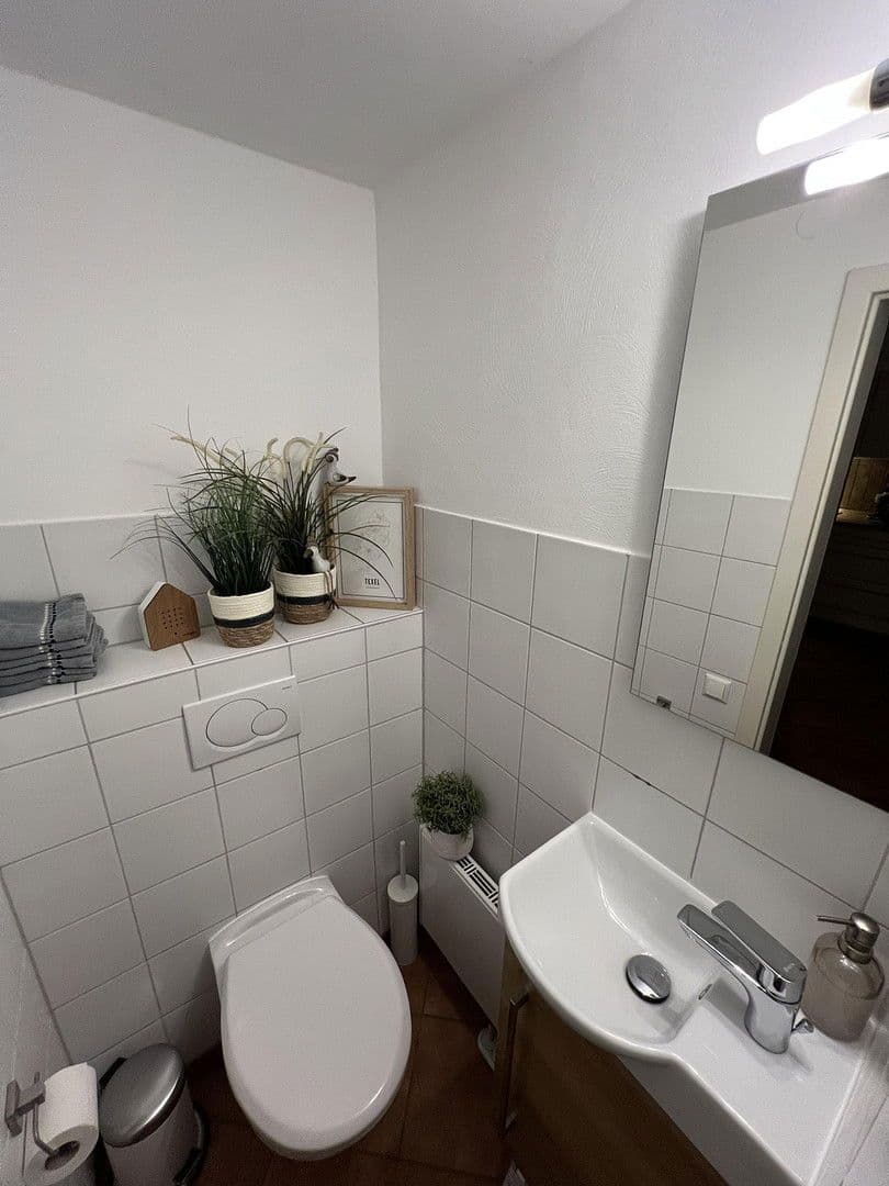 Predaj domu 127 m², pozemek 404 m², Neuss, Severné Porýnie - Westfálsko Predaj domu 127 m², pozemek 404 m², Neuss, Severné Porýnie - Westfálsko