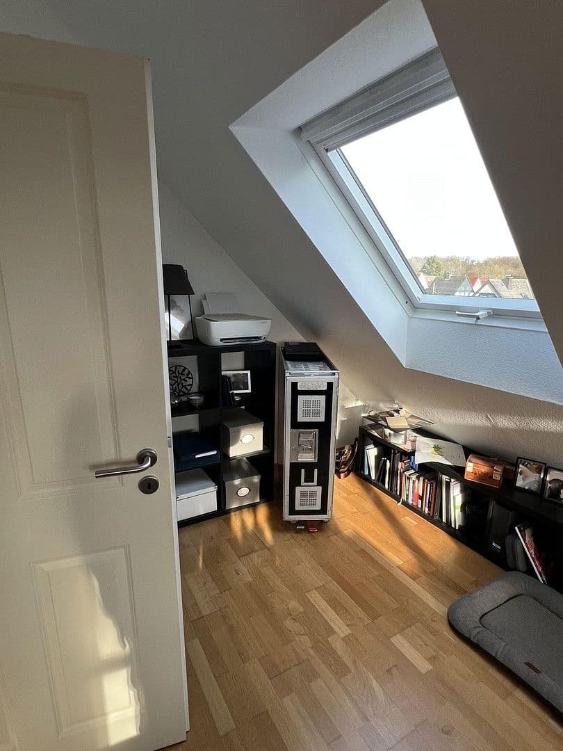 Predaj domu 127 m², pozemek 404 m², Neuss, Severné Porýnie - Westfálsko Predaj domu 127 m², pozemek 404 m², Neuss, Severné Porýnie - Westfálsko