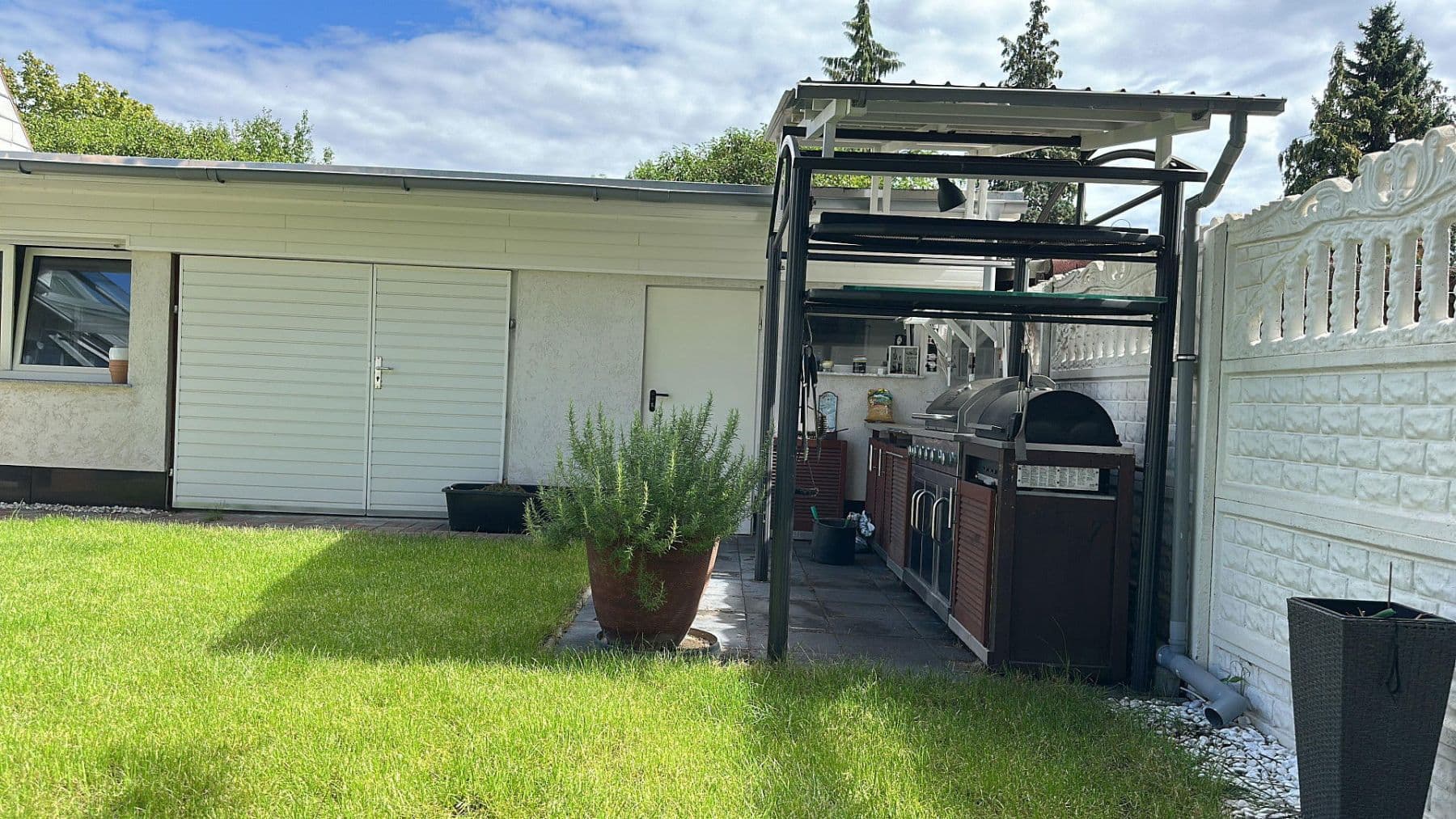 Predaj domu 222 m², pozemek 396 m², Berlin, Berlín Predaj domu 222 m², pozemek 396 m², Berlin, Berlín