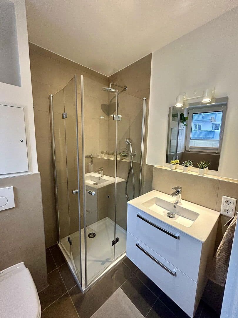 Prenájom bytu 1-izbový 30 m², Mannheim, Bádensko-Wurttembersko Prenájom bytu 1-izbový 30 m², Mannheim, Bádensko-Wurttembersko