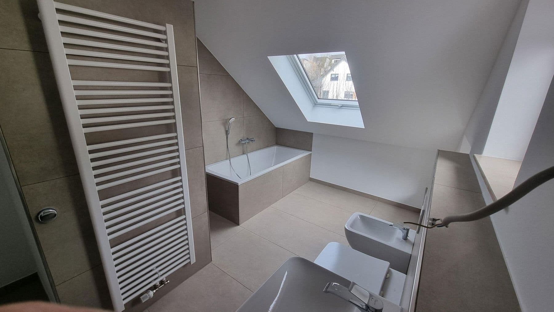 Prenájom bytu 3-izbový 86 m², Schlüchtern, Hesensko Prenájom bytu 3-izbový 86 m², Schlüchtern, Hesensko