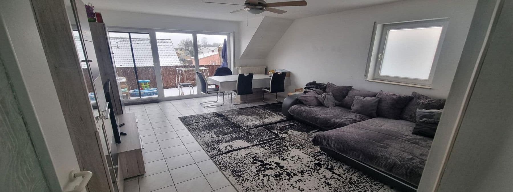 Prenájom bytu 3-izbový 86 m², Framersheim, Porýnie-Falcko Prenájom bytu 3-izbový 86 m², Framersheim, Porýnie-Falcko