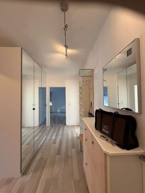 Prenájom bytu 2-izbový 69 m², Berlin, Berlín Prenájom bytu 2-izbový 69 m², Berlin, Berlín