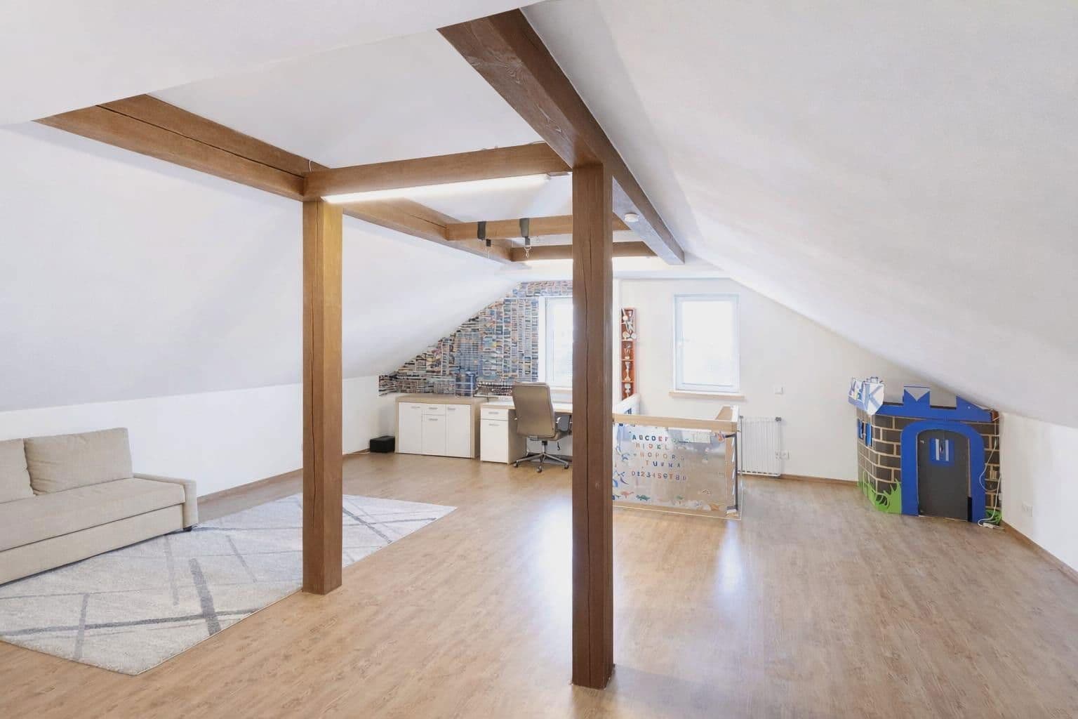 Predaj bytu 3-izbový 120 m², Zeitlarn, Bavorsko Predaj bytu 3-izbový 120 m², Zeitlarn, Bavorsko