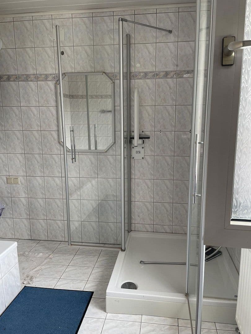 Predaj domu 90 m², pozemek 550 m², Wels, Horné Rakúsko Predaj domu 90 m², pozemek 550 m², Wels, Horné Rakúsko