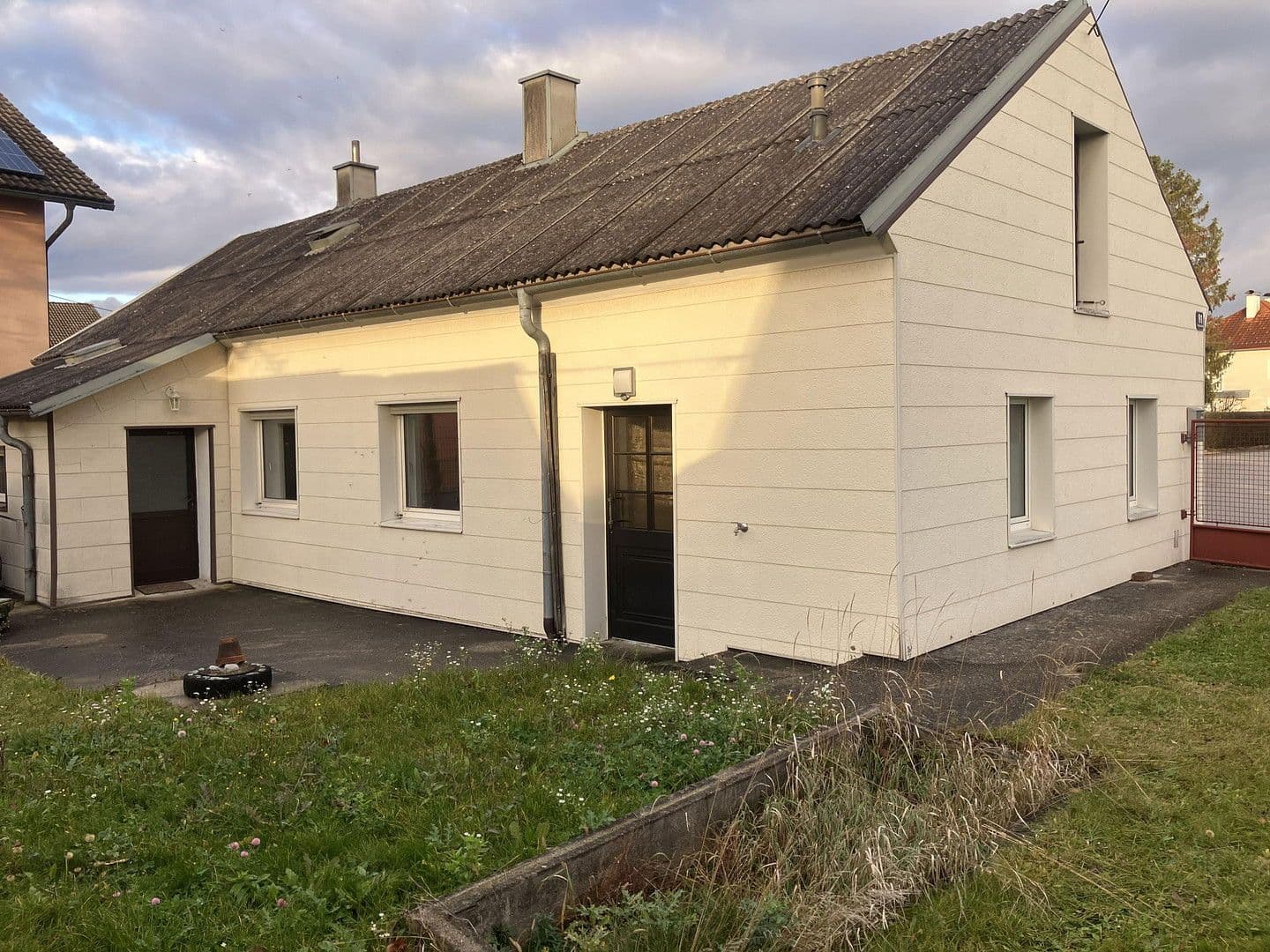 Predaj domu 90 m², pozemek 550 m², Wels, Horné Rakúsko Predaj domu 90 m², pozemek 550 m², Wels, Horné Rakúsko