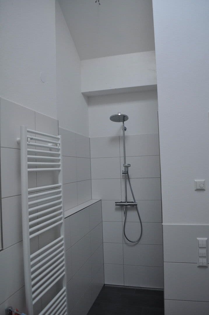 Prenájom bytu 4-izbový 120 m², Wehr, Bádensko-Wurttembersko Prenájom bytu 4-izbový 120 m², Wehr, Bádensko-Wurttembersko