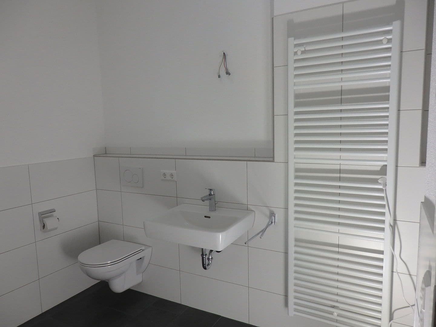 Prenájom bytu 4-izbový 120 m², Wehr, Bádensko-Wurttembersko Prenájom bytu 4-izbový 120 m², Wehr, Bádensko-Wurttembersko