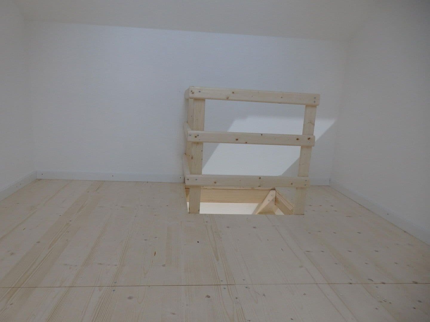 Prenájom bytu 4-izbový 120 m², Wehr, Bádensko-Wurttembersko Prenájom bytu 4-izbový 120 m², Wehr, Bádensko-Wurttembersko