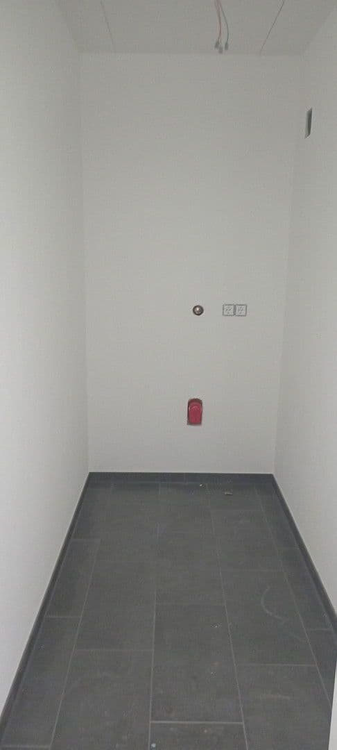 Prenájom bytu 4-izbový 120 m², Wehr, Bádensko-Wurttembersko Prenájom bytu 4-izbový 120 m², Wehr, Bádensko-Wurttembersko