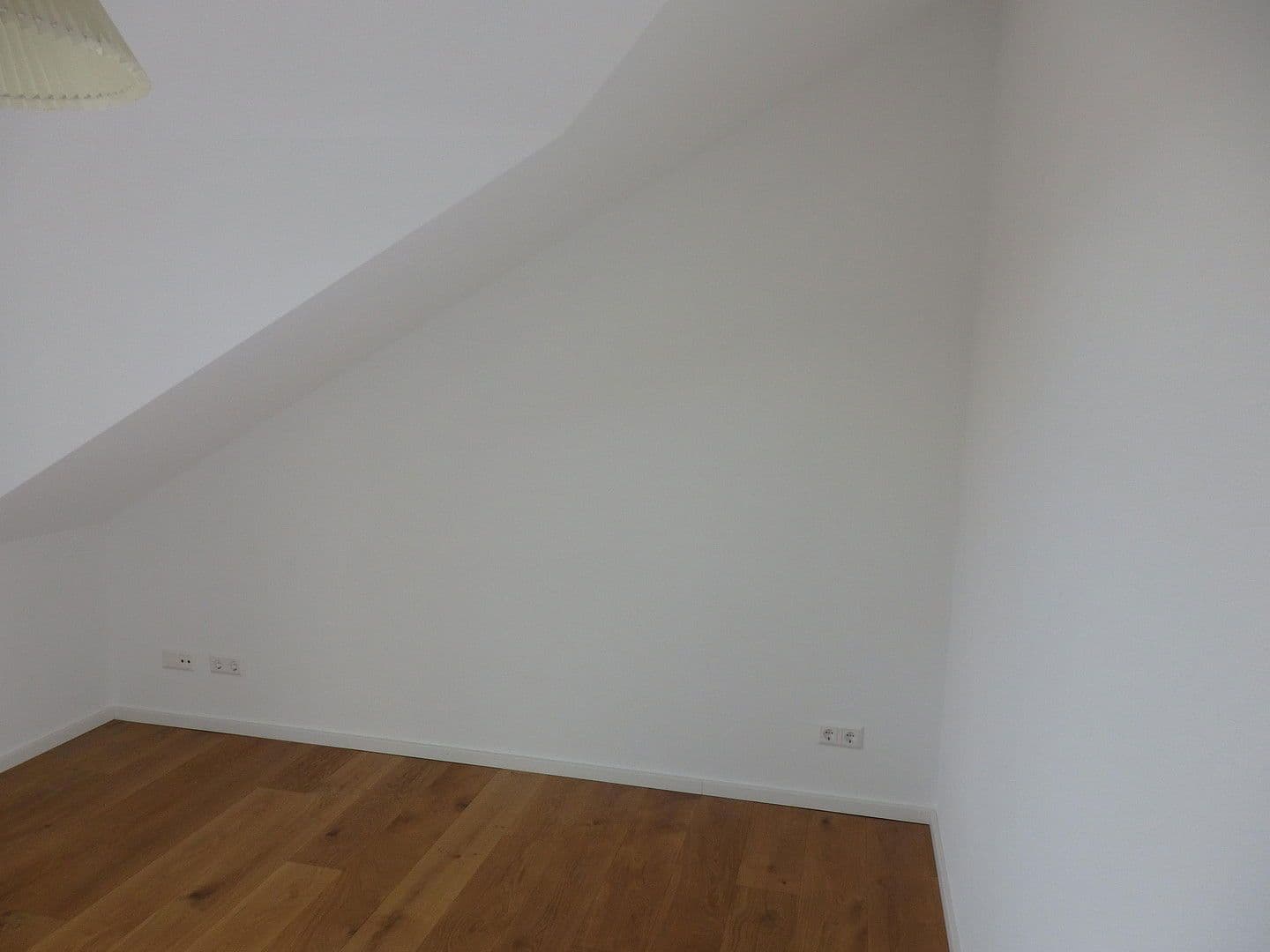 Prenájom bytu 4-izbový 120 m², Wehr, Bádensko-Wurttembersko Prenájom bytu 4-izbový 120 m², Wehr, Bádensko-Wurttembersko