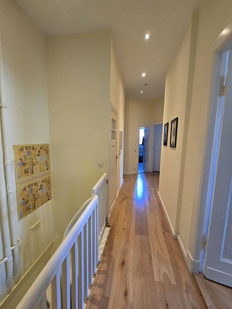 Predaj bytu 6-izbový 193 m², Berlin, Berlín Predaj bytu 6-izbový 193 m², Berlin, Berlín