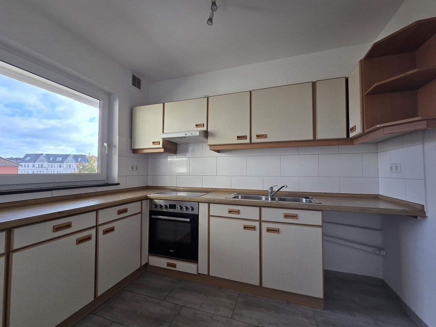 Predaj bytu 3-izbový 69 m², Kiel, Šlezvicko-Holštajnsko Predaj bytu 3-izbový 69 m², Kiel, Šlezvicko-Holštajnsko