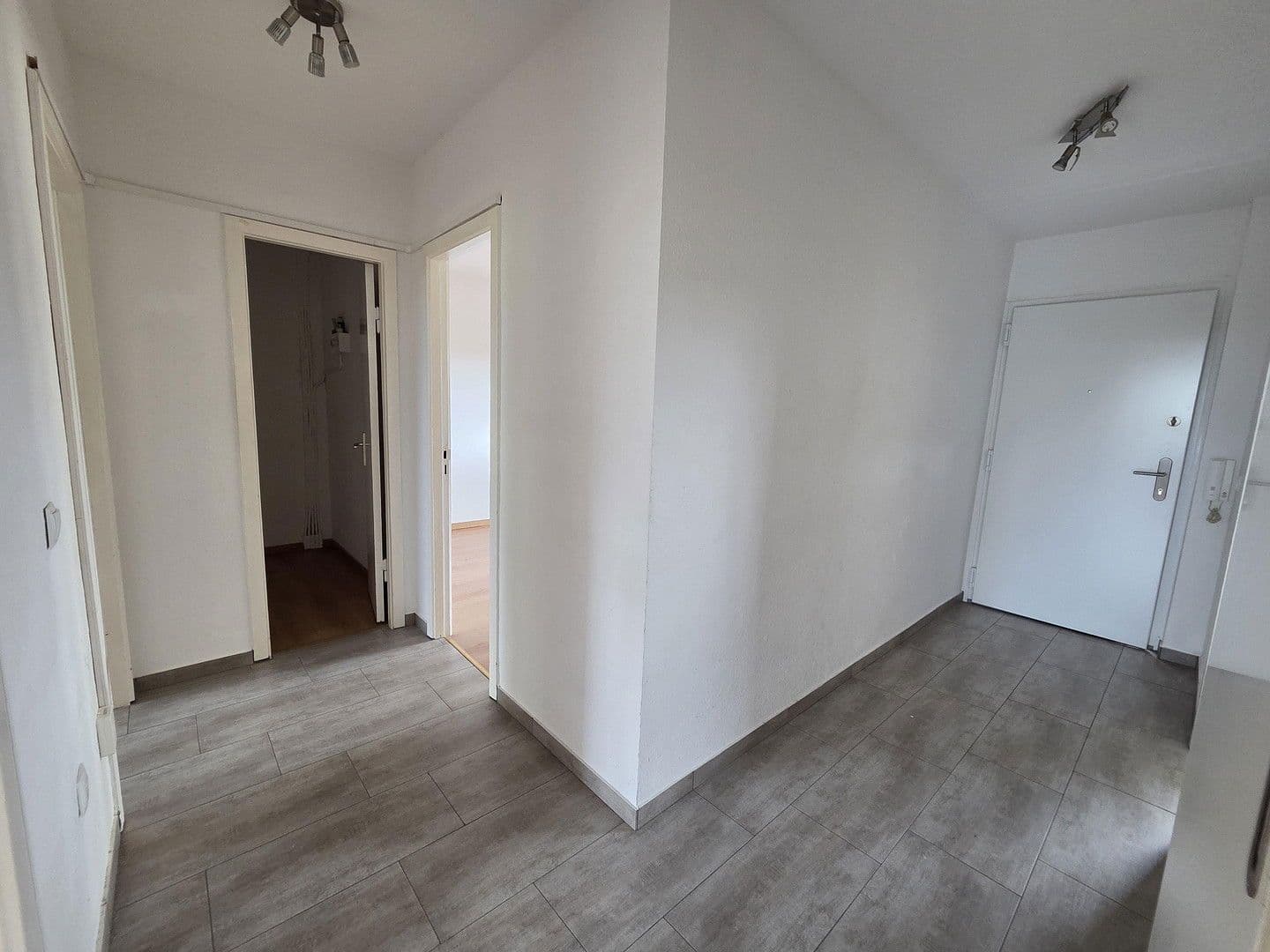 Predaj bytu 3-izbový 69 m², Kiel, Šlezvicko-Holštajnsko Predaj bytu 3-izbový 69 m², Kiel, Šlezvicko-Holštajnsko