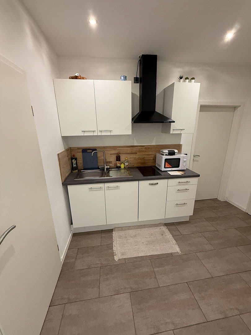 Prenájom bytu 15 m², Peter-Henlein-Straße 78, Nürnberg, Bavorsko Prenájom bytu 15 m², Peter-Henlein-Straße 78, Nürnberg, Bavorsko