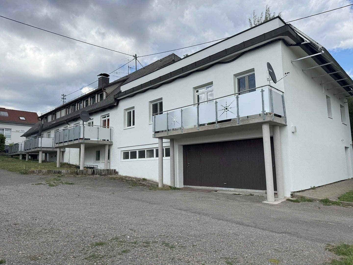 Predaj domu 625 m², pozemek 1.261 m², Löffingen, Bádensko-Wurttembersko Predaj domu 625 m², pozemek 1.261 m², Löffingen, Bádensko-Wurttembersko