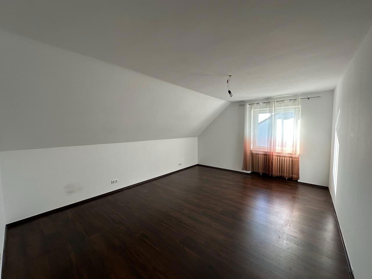 Predaj bytu 3-izbový 95 m², Kaarst, Severné Porýnie - Westfálsko Predaj bytu 3-izbový 95 m², Kaarst, Severné Porýnie - Westfálsko