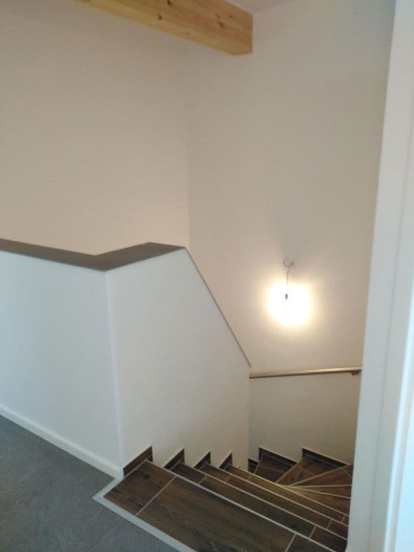 Prenájom domu 94 m², pozemek 100 m², Hochburg-Ach, Horné Rakúsko Prenájom domu 94 m², pozemek 100 m², Hochburg-Ach, Horné Rakúsko