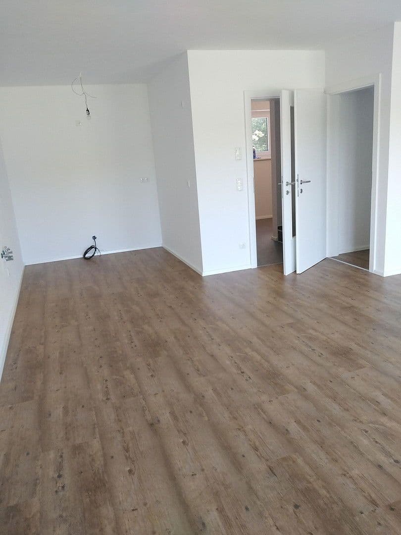 Prenájom domu 94 m², pozemek 100 m², Hochburg-Ach, Horné Rakúsko Prenájom domu 94 m², pozemek 100 m², Hochburg-Ach, Horné Rakúsko