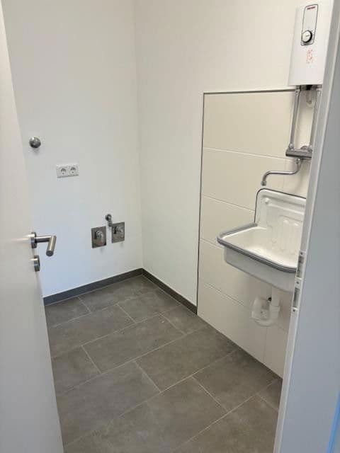 Prenájom kancelárie 27 m², Im Doorgrund 4a, Bad Zwischenahn, Dolné Sasko Prenájom kancelárie 27 m², Im Doorgrund 4a, Bad Zwischenahn, Dolné Sasko