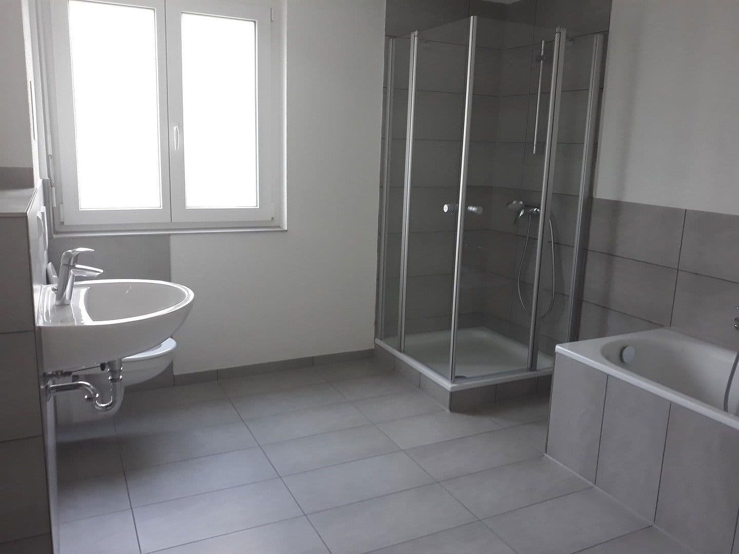 Prenájom bytu 4-izbový 108 m², Oberer Kirchweg 16, Badenweiler, Bádensko-Wurttembersko Prenájom bytu 4-izbový 108 m², Oberer Kirchweg 16, Badenweiler, Bádensko-Wurttembersko