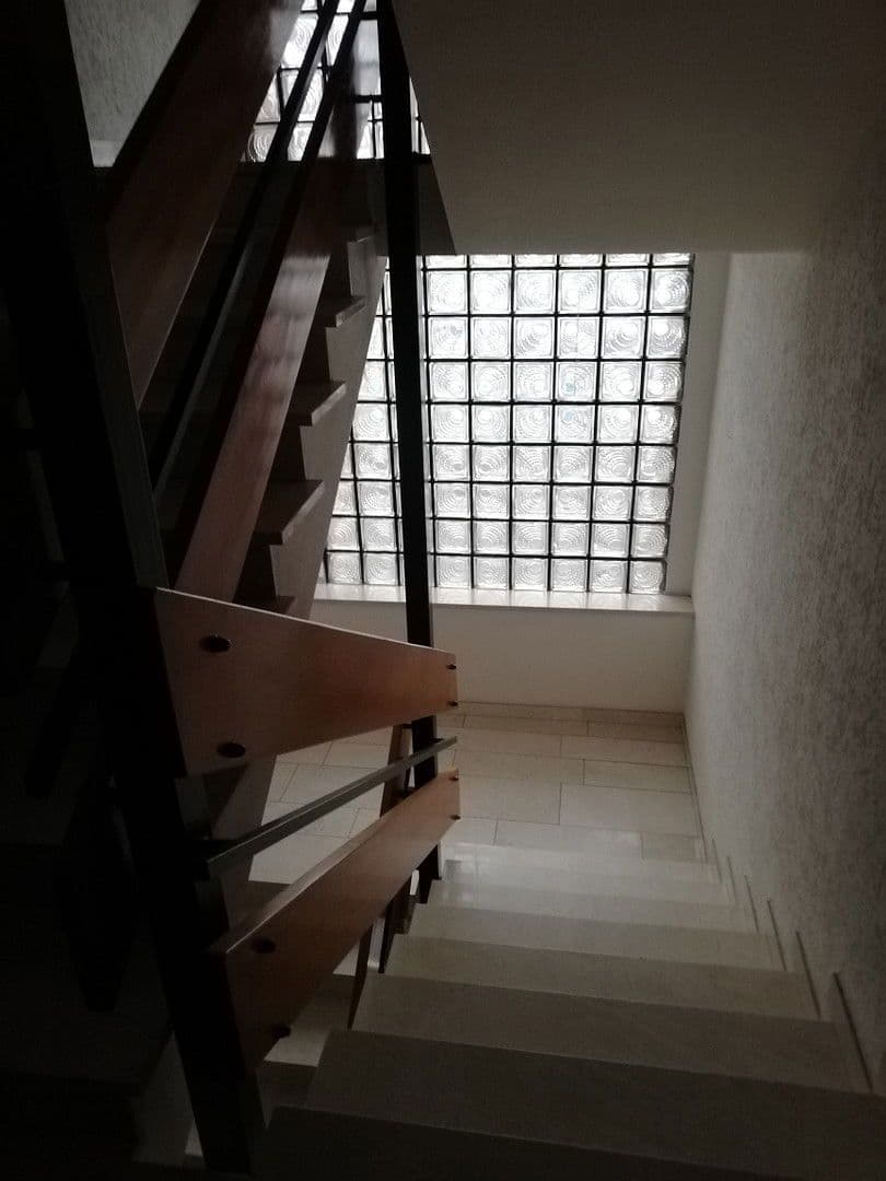 Prenájom bytu 3-izbový 82 m², Düren, Severné Porýnie - Westfálsko Prenájom bytu 3-izbový 82 m², Düren, Severné Porýnie - Westfálsko