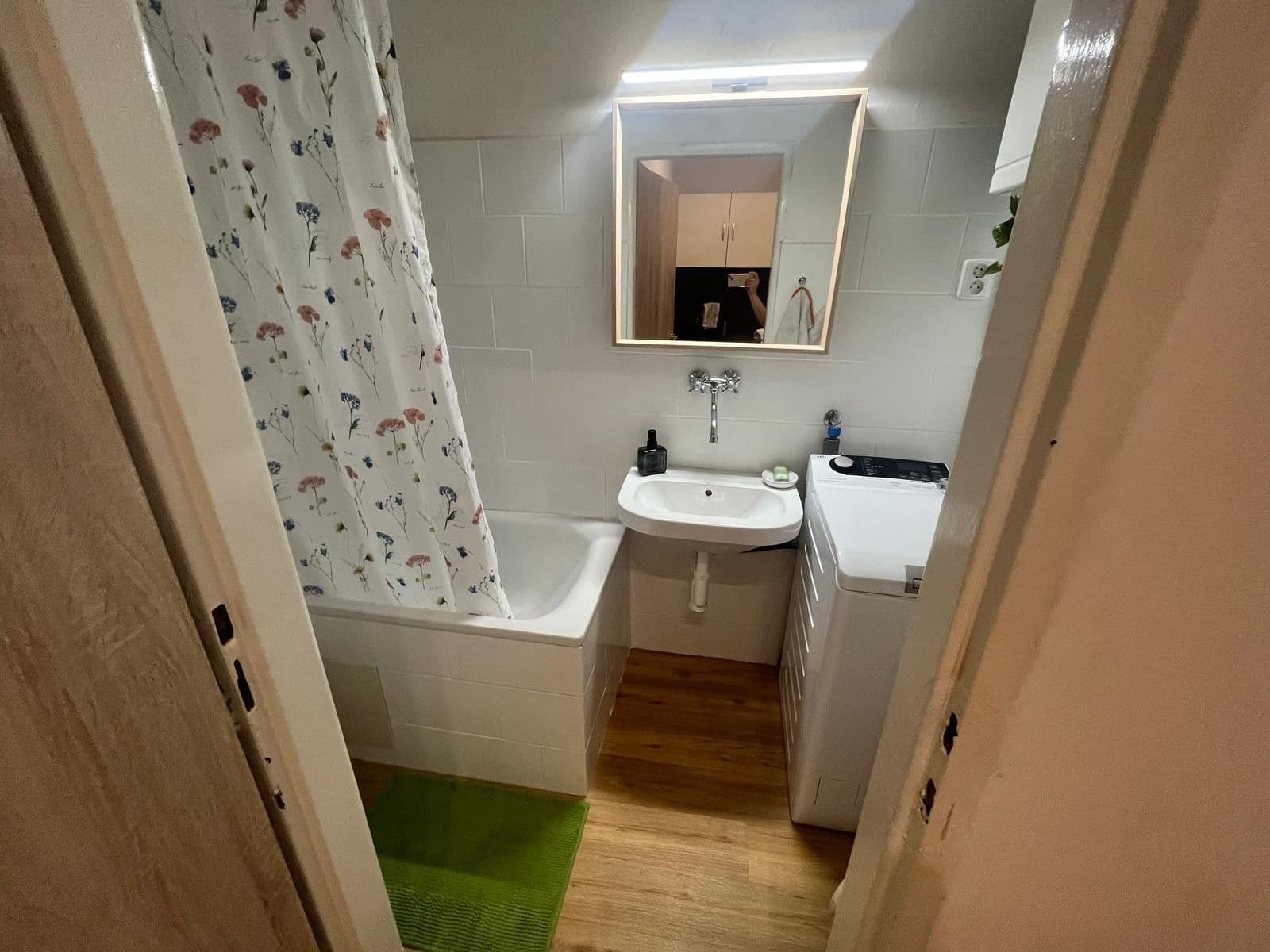 Prenájom bytu 2-izbový 56 m², Špitálka, Brno, Jihomoravský kraj Prenájom bytu 2-izbový 56 m², Špitálka, Brno, Jihomoravský kraj