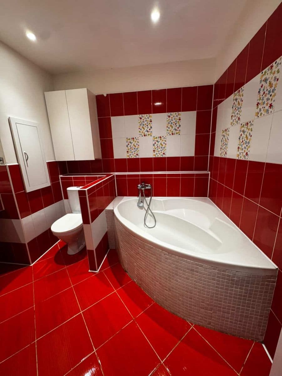 Prenájom bytu 3-izbový 70 m², Jablonecká, Praha, Praha Prenájom bytu 3-izbový 70 m², Jablonecká, Praha, Praha