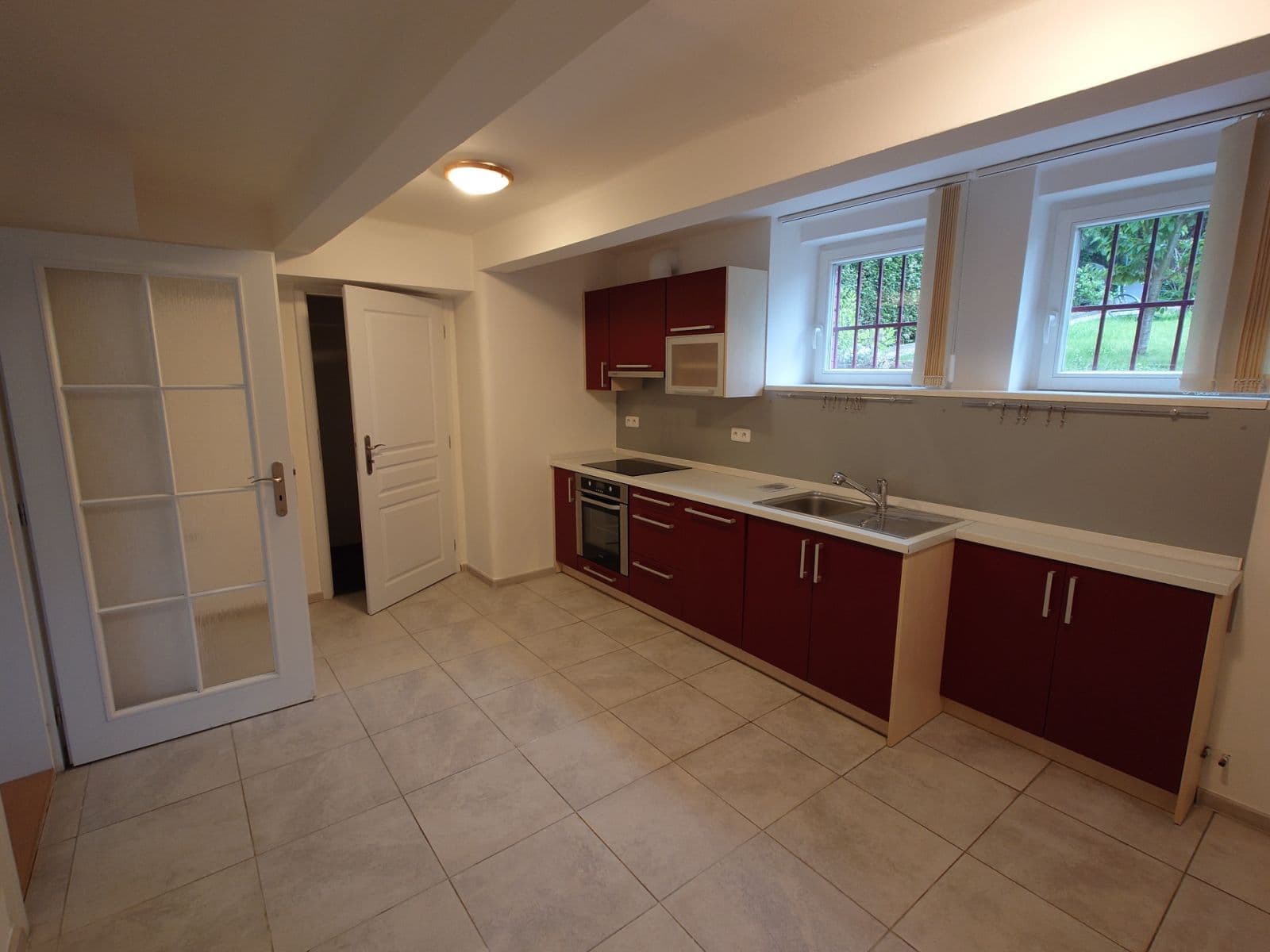 Prenájom bytu 2-izbový 50 m², Franty Kocourka, Praha, Praha Prenájom bytu 2-izbový 50 m², Franty Kocourka, Praha, Praha