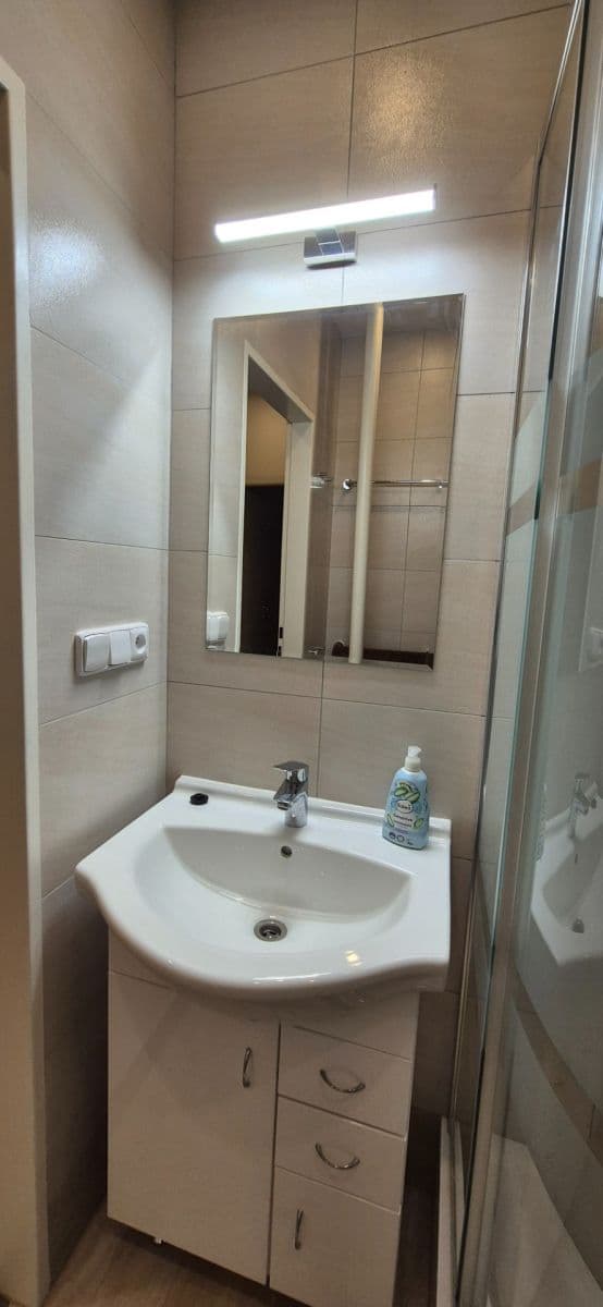 Prenájom bytu 2-izbový 52 m², Jahodová, Praha, Praha Prenájom bytu 2-izbový 52 m², Jahodová, Praha, Praha