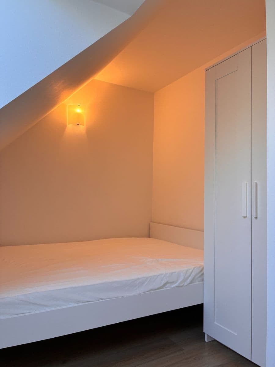 Prenájom bytu 1-izbový 32 m², Za Mlýnem, Hostivice, Středočeský kraj Prenájom bytu 1-izbový 32 m², Za Mlýnem, Hostivice, Středočeský kraj