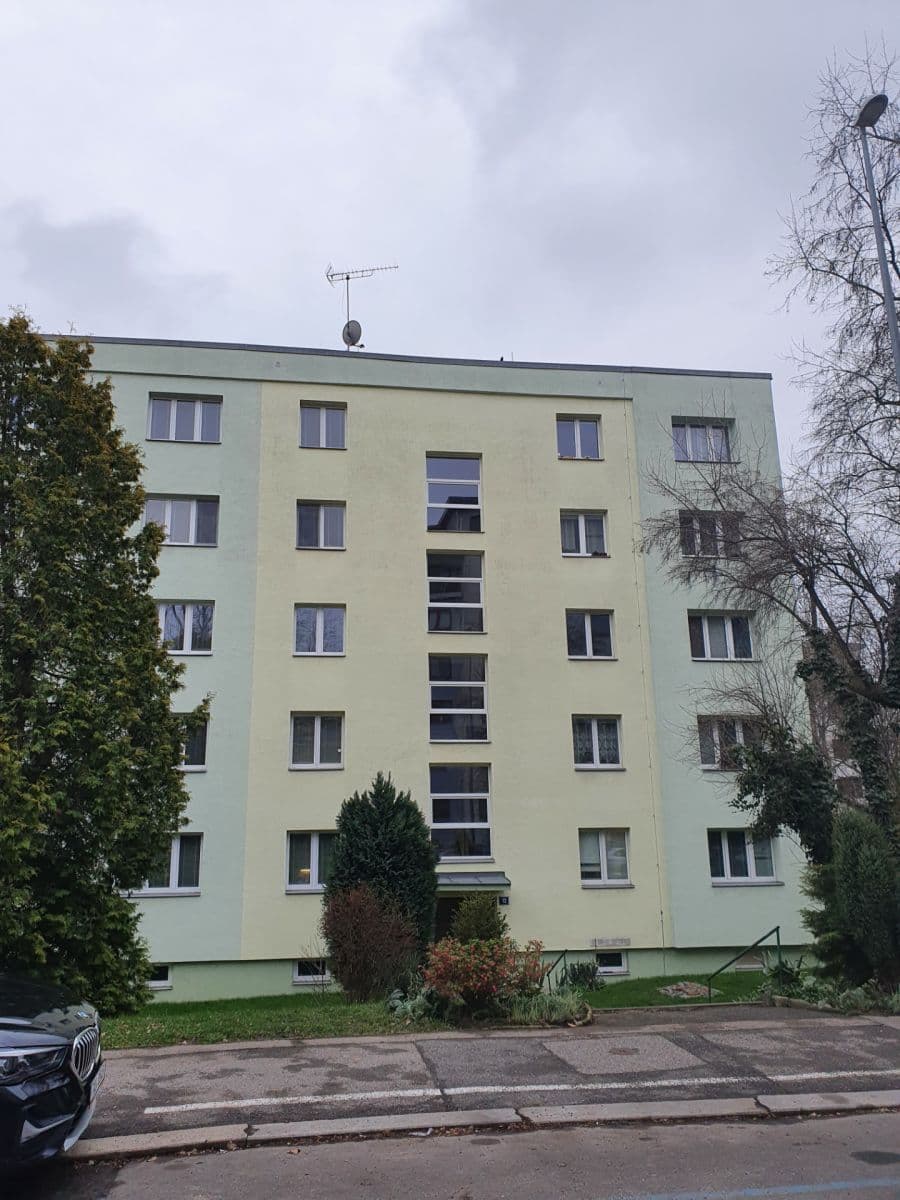 Prenájom bytu 2-izbový 58 m², K Lučinám, Praha, Praha Prenájom bytu 2-izbový 58 m², K Lučinám, Praha, Praha