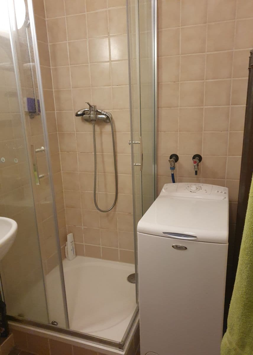 Prenájom bytu 2-izbový 58 m², K Lučinám, Praha, Praha Prenájom bytu 2-izbový 58 m², K Lučinám, Praha, Praha