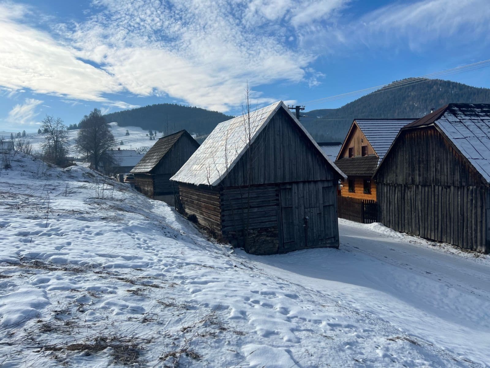 Predaj pozemku 1.088 m², Pod úbočou, Liptovská Teplička, Prešovský kraj Predaj pozemku 1.088 m², Pod úbočou, Liptovská Teplička, Prešovský kraj