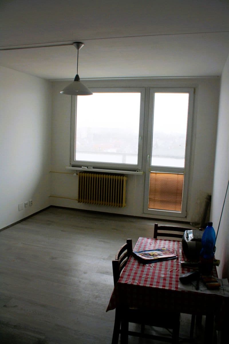 Prenájom bytu 2-izbový 47 m², Děčínská, Kladno, Středočeský kraj Prenájom bytu 2-izbový 47 m², Děčínská, Kladno, Středočeský kraj