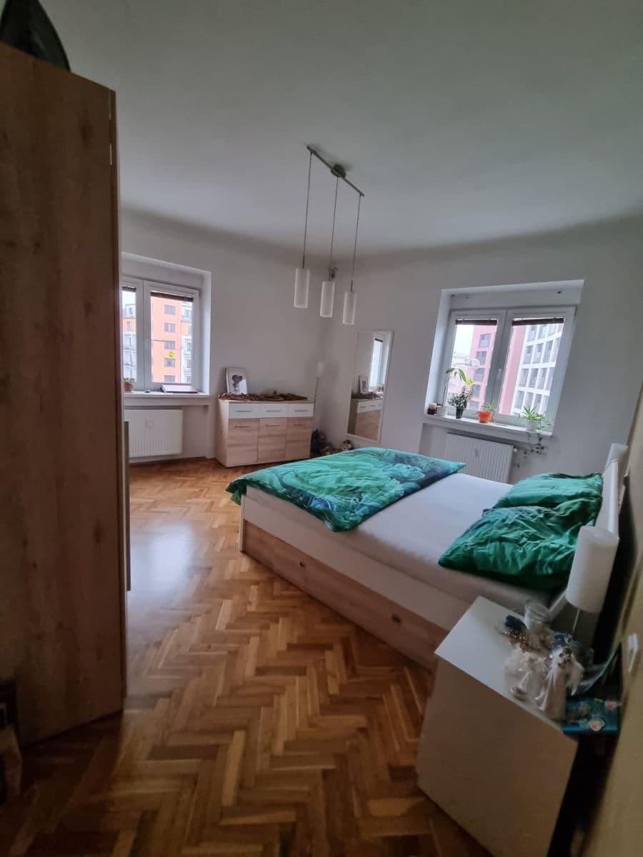 Predaj bytu 2-izbový 73 m², Basilejské náměstí, Praha, Praha Predaj bytu 2-izbový 73 m², Basilejské náměstí, Praha, Praha