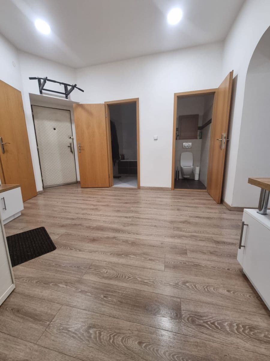 Predaj bytu 2-izbový 73 m², Basilejské náměstí, Praha, Praha Predaj bytu 2-izbový 73 m², Basilejské náměstí, Praha, Praha