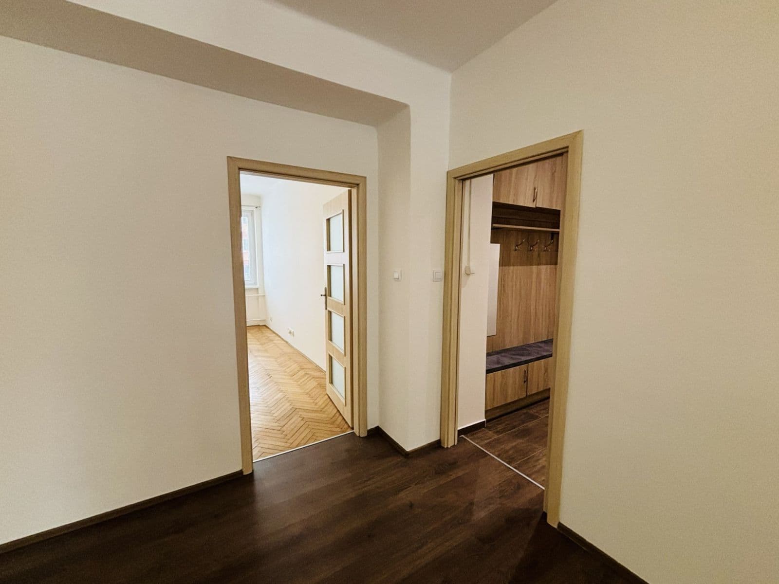 Predaj bytu 2-izbový 53 m², Dobšická, Praha, Praha Predaj bytu 2-izbový 53 m², Dobšická, Praha, Praha