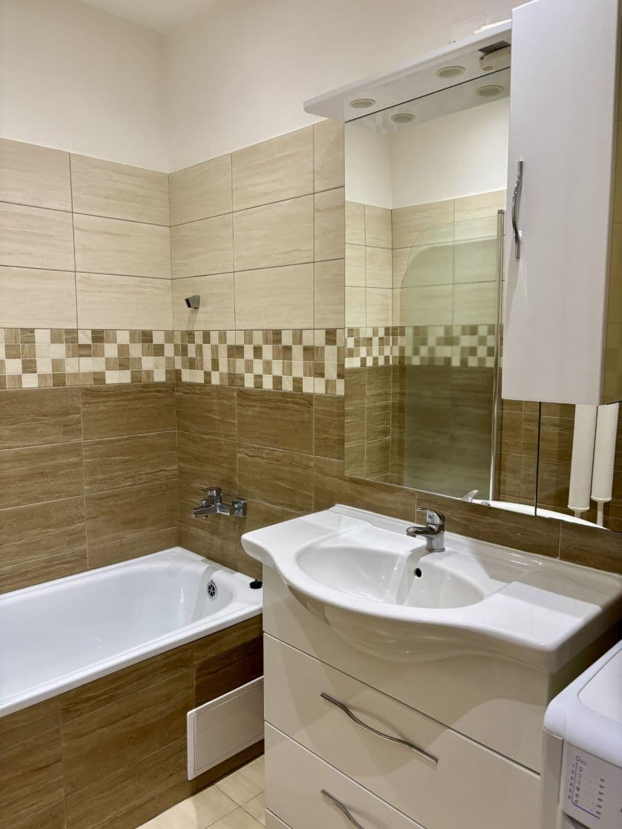 Predaj bytu 2-izbový 53 m², Dobšická, Praha, Praha Predaj bytu 2-izbový 53 m², Dobšická, Praha, Praha