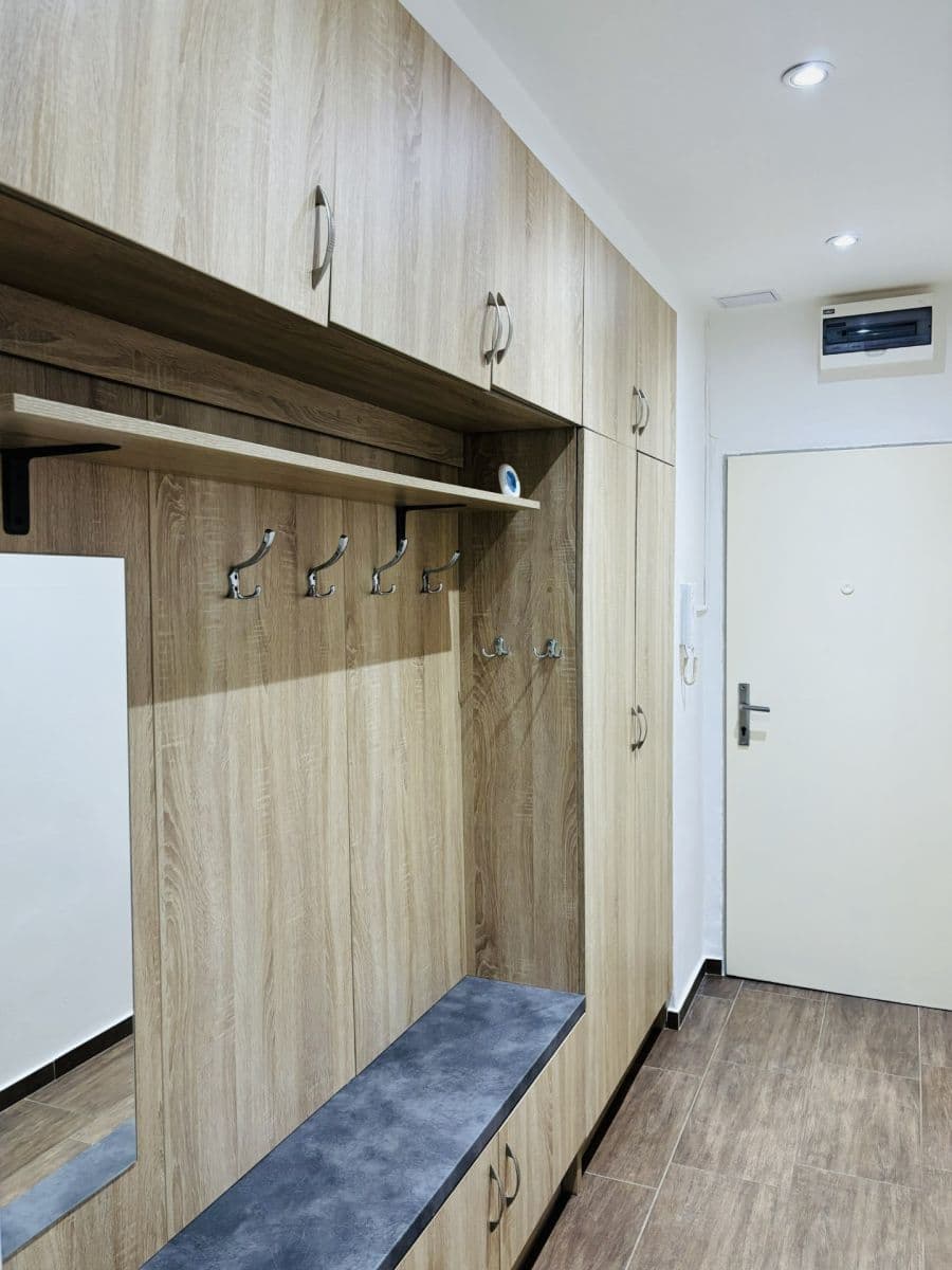 Predaj bytu 2-izbový 53 m², Dobšická, Praha, Praha Predaj bytu 2-izbový 53 m², Dobšická, Praha, Praha